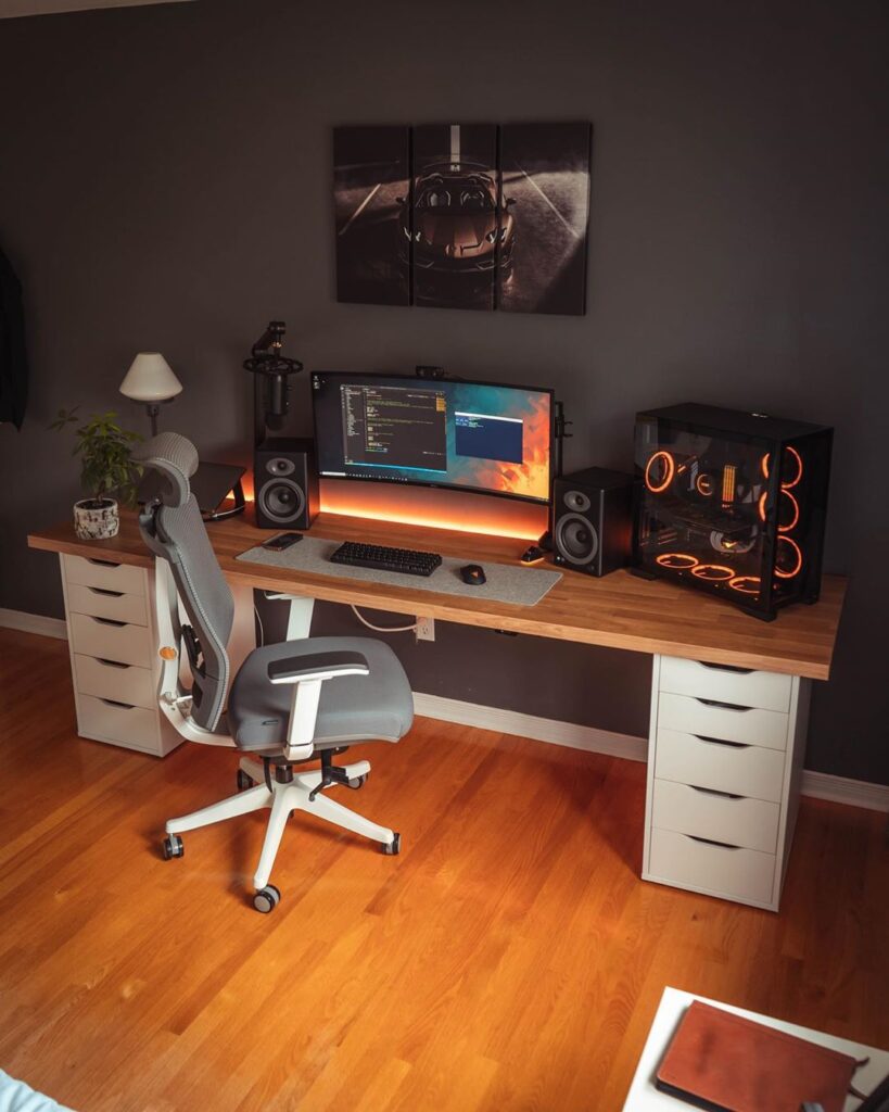 SMALL SPACE??? No Problem! Desk Setup 2022 