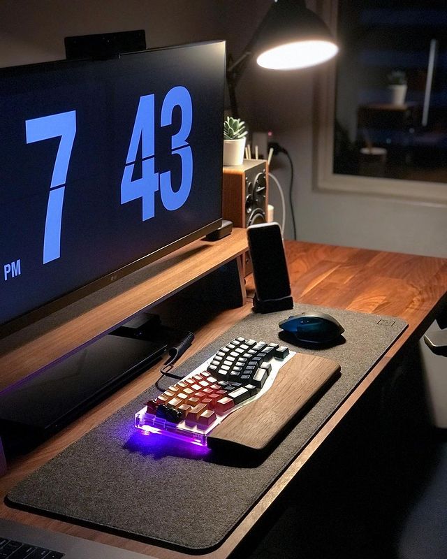 SAMDI Large Dual Monitor Stand for Computer Screens