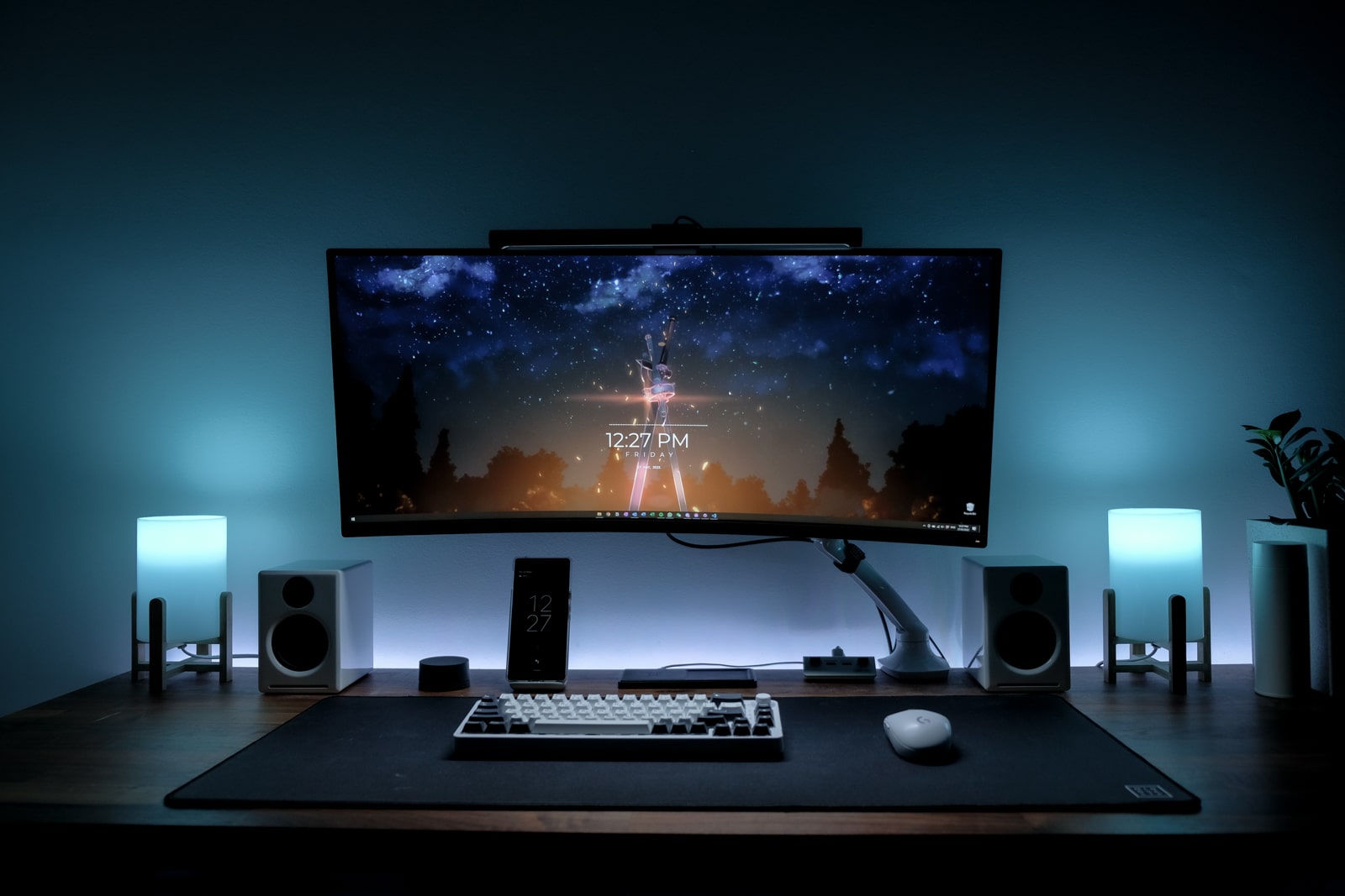 Wrok over het algemeen Ingenieurs A Guide to a Minimal Gaming Setup - Minimal Desk Setups